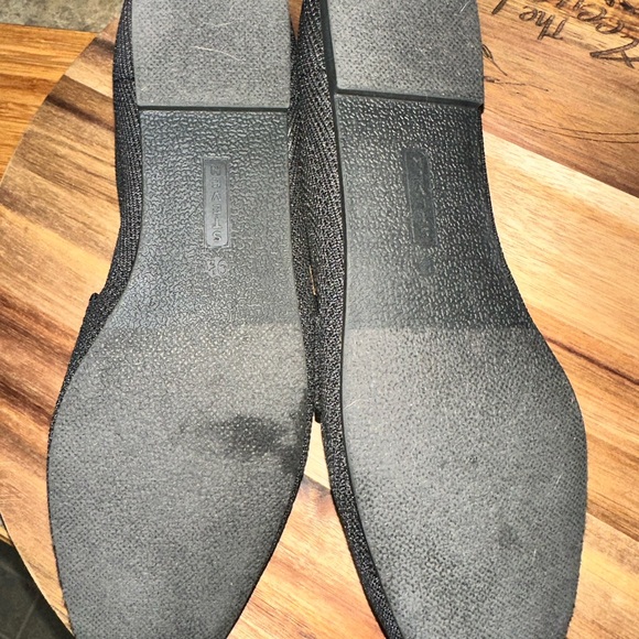 Like new, worn once, size 9.5 women’s Steven New York black ultra comfy flats - Picture 3 of 3